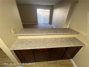 Building Photo - 5242 River Glen Dr