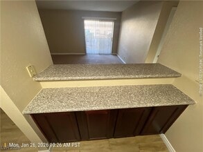 Building Photo - 5242 River Glen Dr