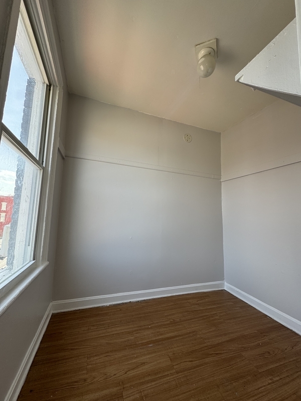 Foto del edificio - 317 2nd St