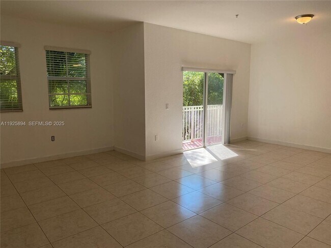 Foto del edificio - 210 NW 109th Ave