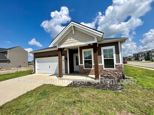 Building Photo - 4644 Chelmsford Dr