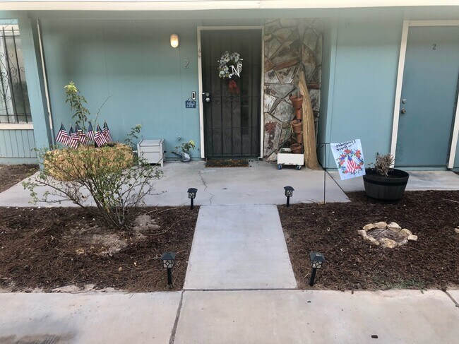 Front Entry - 1401 Elizabeth Ave