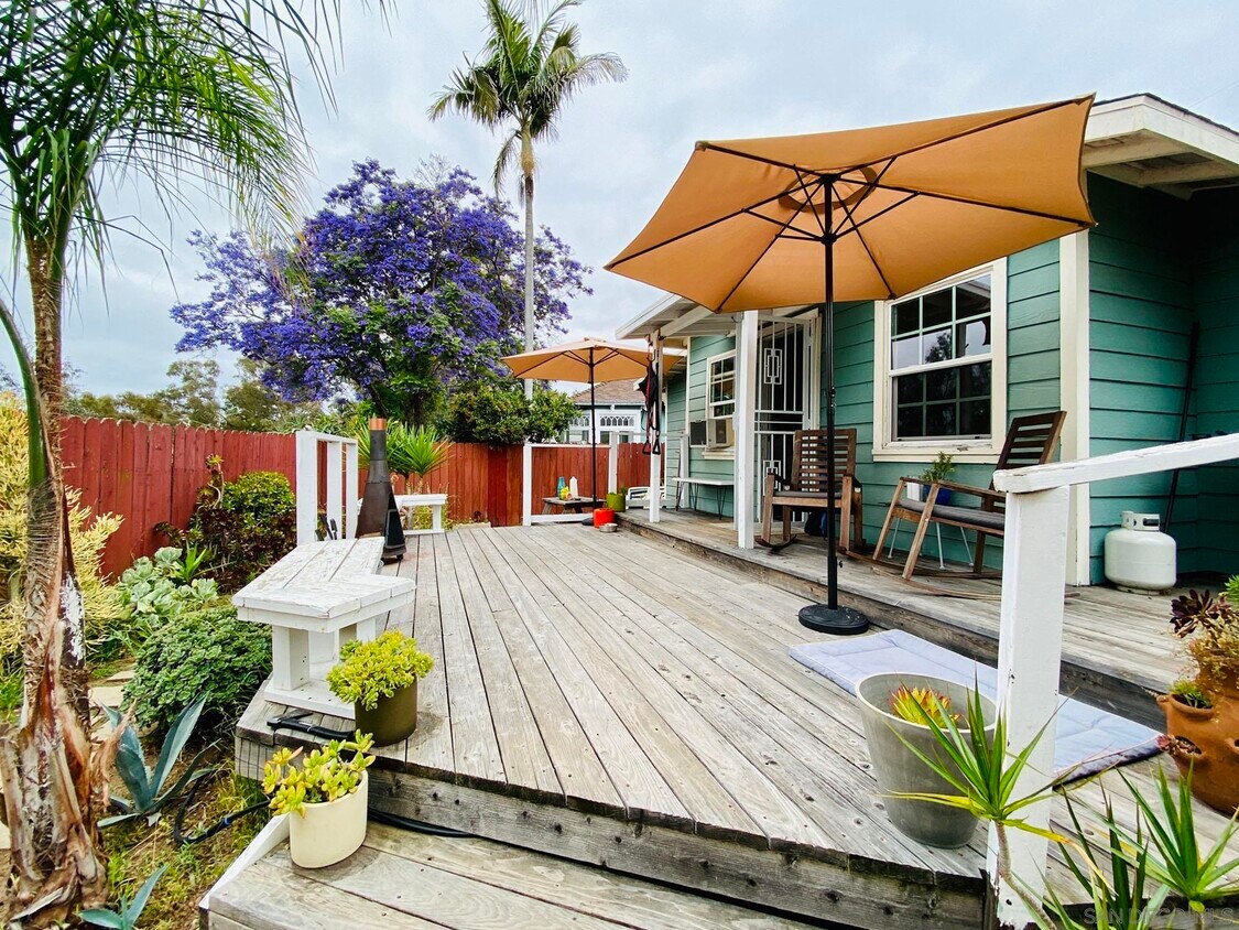 Foto principal - 4062 Vermont St