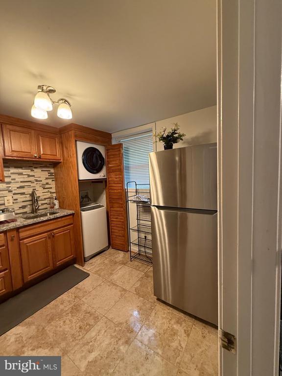 Foto del edificio - 20920 SOLOMONS -BASEMENT ONLY Ct