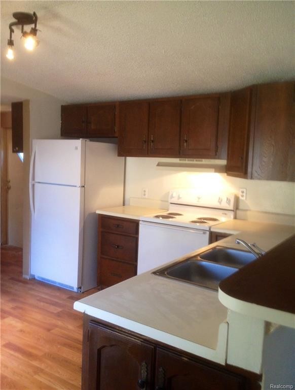 Foto del edificio - 119 Pat St