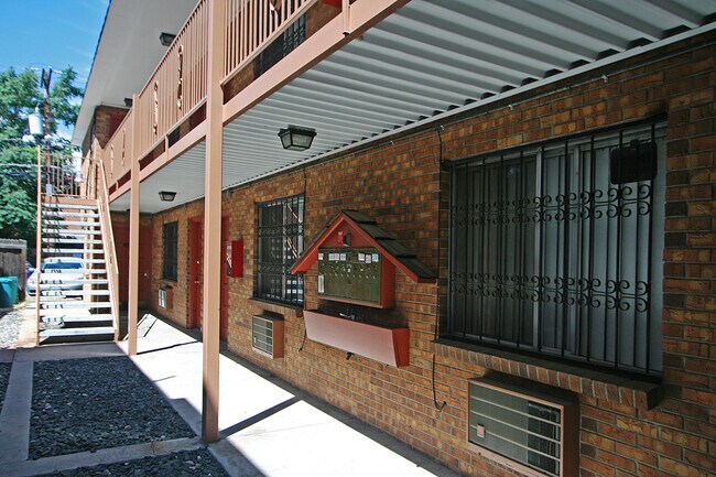 Building Photo - 9so