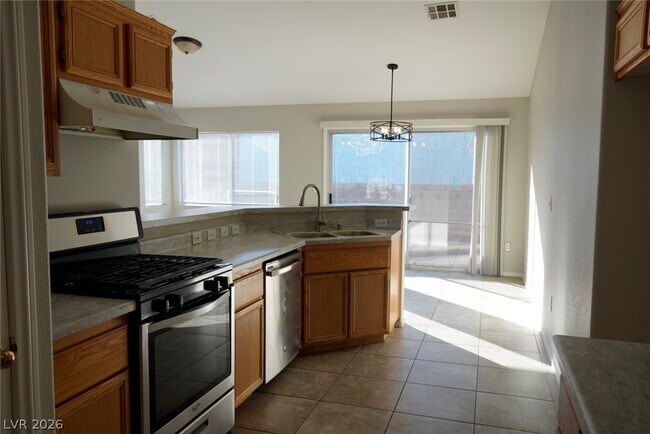 Foto del edificio - 131 Newburg Ave