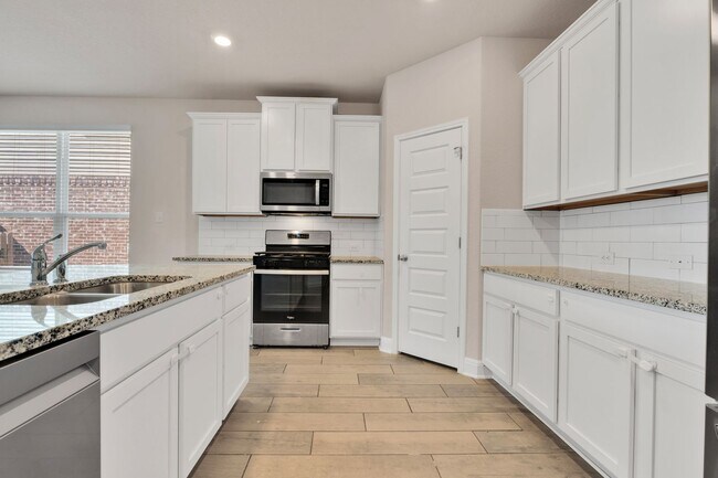 Foto del edificio - Charming 4-Bedroom Home in Valley Ranch – ...