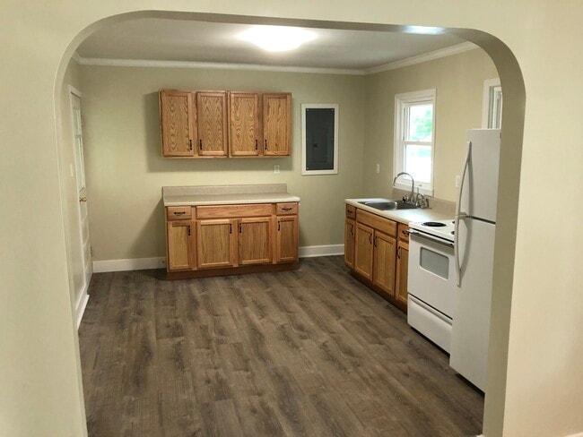 Building Photo - 144 Beech Hill Dr