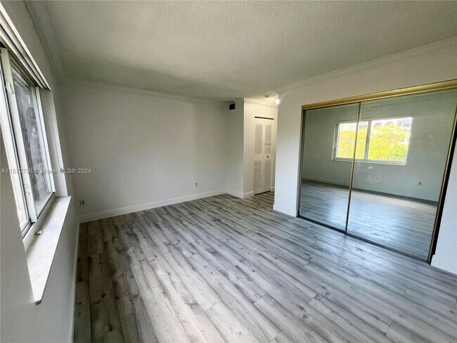 Building Photo - 7740 Camino Real