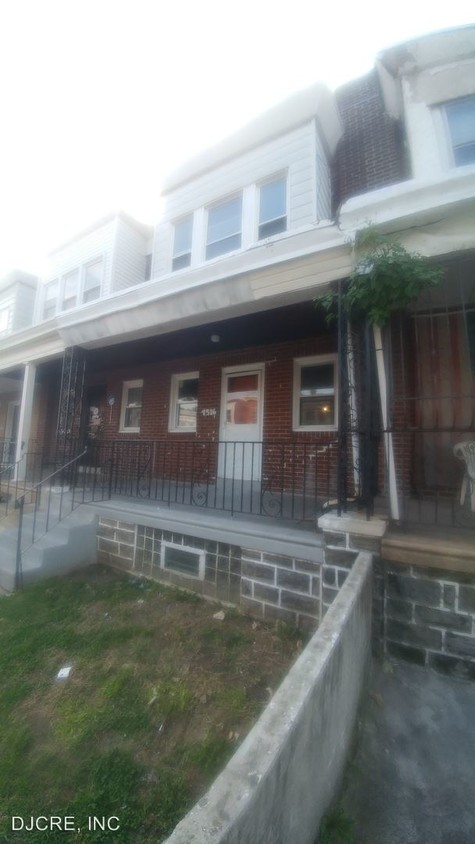 Primary Photo - 4516 Hurley St