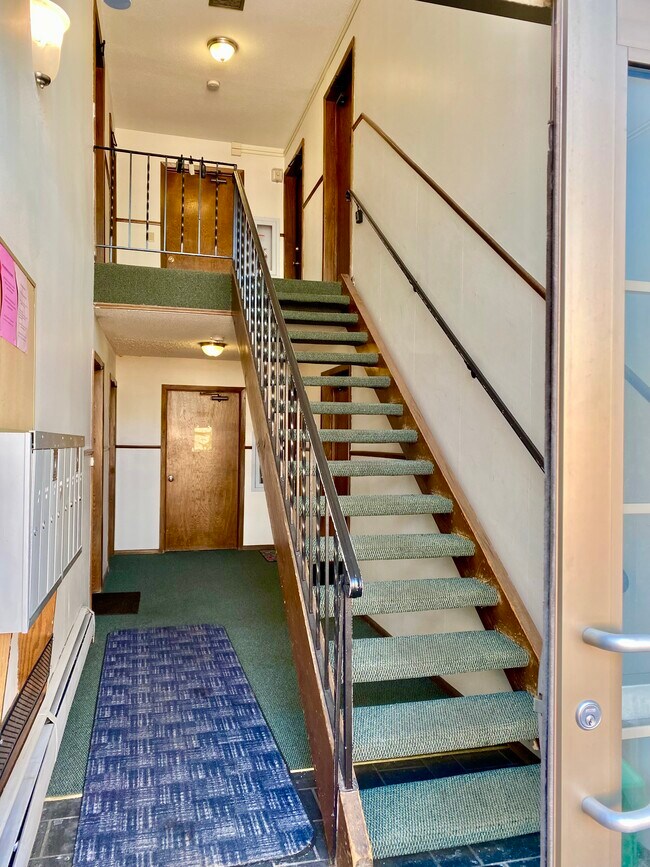 Foto del edificio - 747-711 11th Ave S