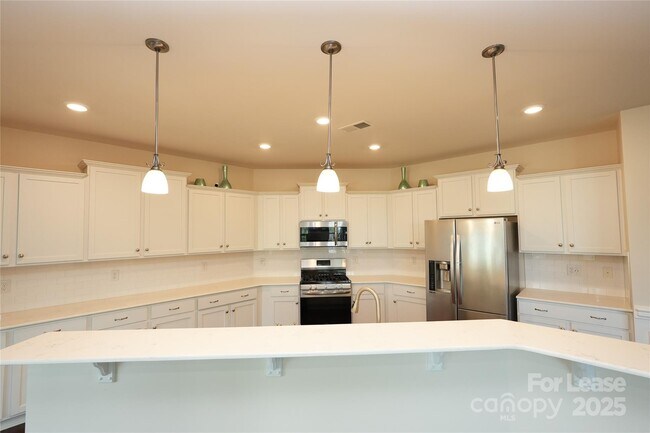 Foto del edificio - 11622 Gilroy Ln