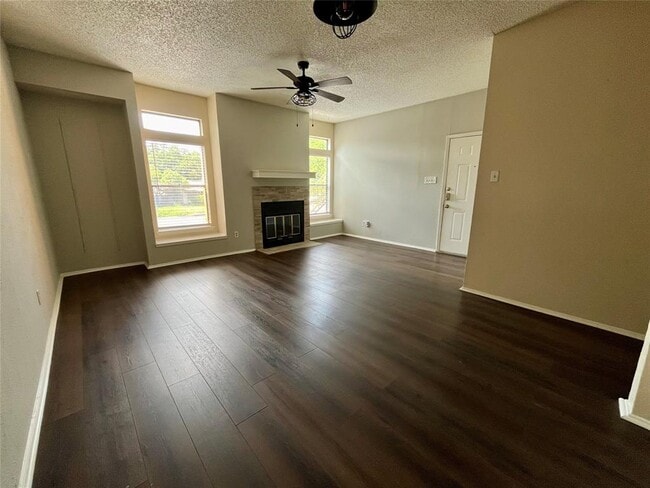Building Photo - 5309 Indio Dr