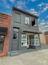 Building Photo - 89 N Front St