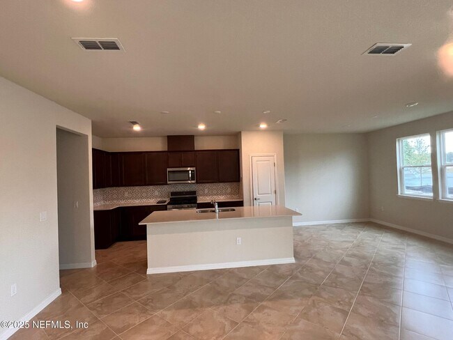 Building Photo - 56 Sage Hen Dr