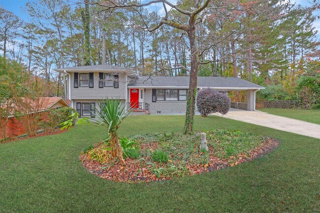 Building Photo - 3396 Spring Valley Rd