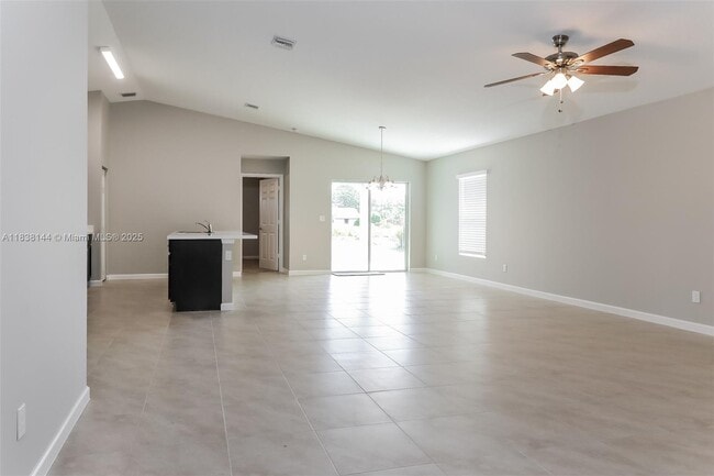 Foto del edificio - 1681 SE Mariner Ln