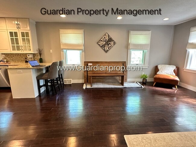 Building Photo - South Minneapolis Single Family Home, 2 Ca...