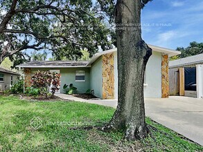 Building Photo - 5857 79th Ave