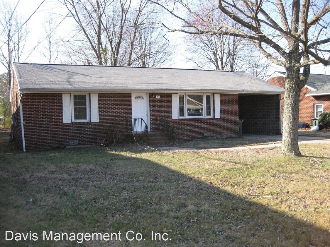Primary Photo - 3 br, 1 bath House - 101 Pine Street