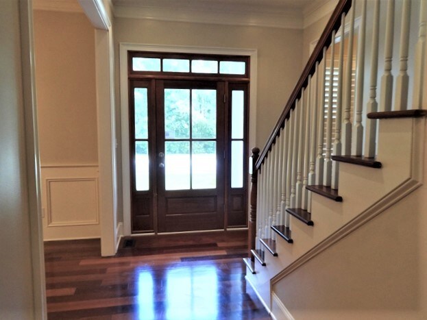 Building Photo - 246 River Oak Drive
