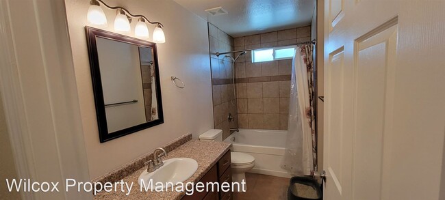 Building Photo - 3 br, 3 bath House - 4801 Skyhawk Way