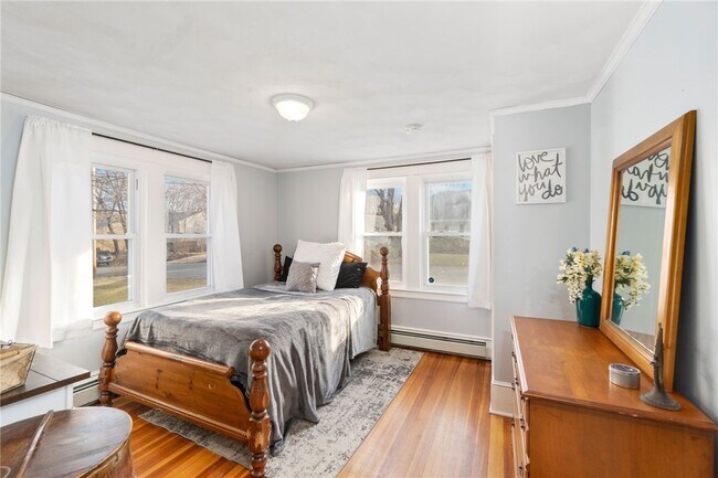 2nd bedroom - 16 Brownlee Blvd