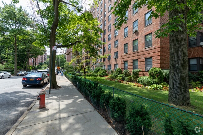 Building Photo - Fairfield Views