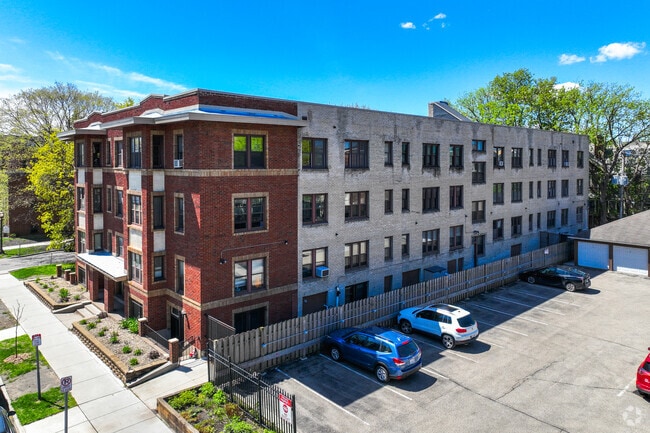 Building Photo - The Tazewell Condominiums