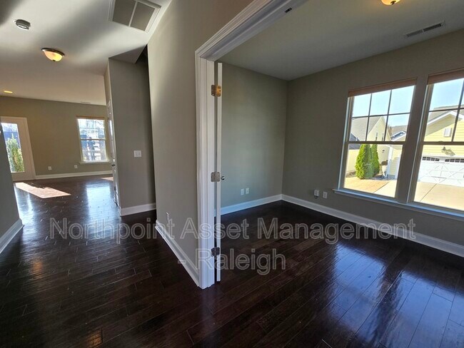 Building Photo - 1633 Drift Falls Ln