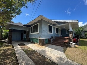 Building Photo - 1810 Makiki St