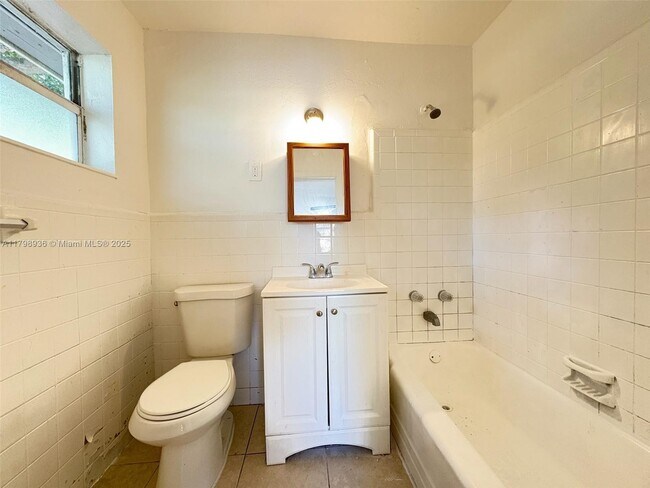 Foto del edificio - 3460 NW 5th St