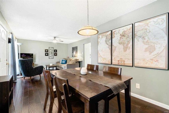 Foto del edificio - 11729 Hollycrest Dr
