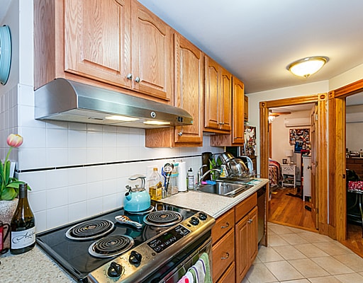 Building Photo - 41 Charles St