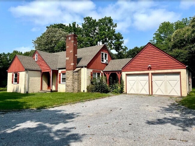 Building Photo - 83 N Country Rd