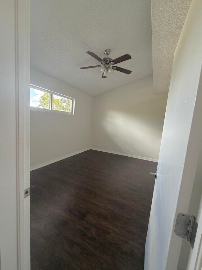 Foto del edificio - 13790 Bottlebrush Ct