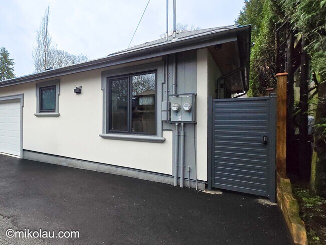 Photo du bâtiment - 3539 W 20th Ave