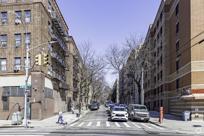 Contexto - Trinity Apartments