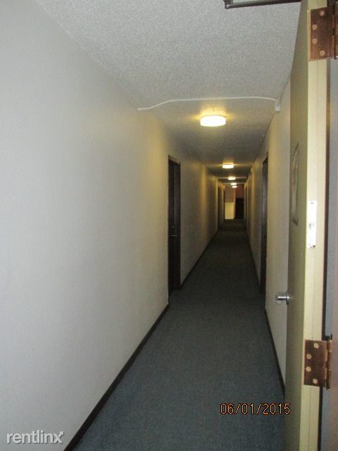 Building Photo - 815 Duke Dr