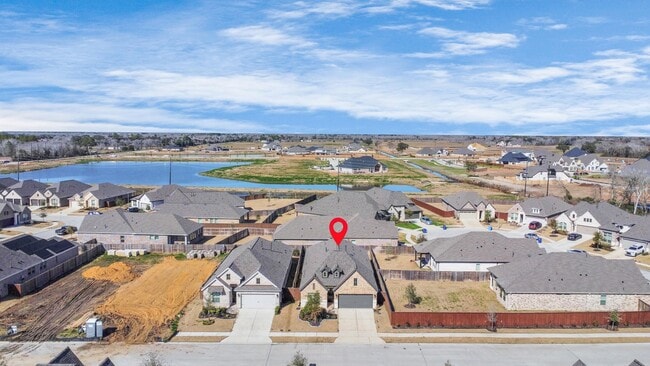 Building Photo - 5043 Morrison Dr