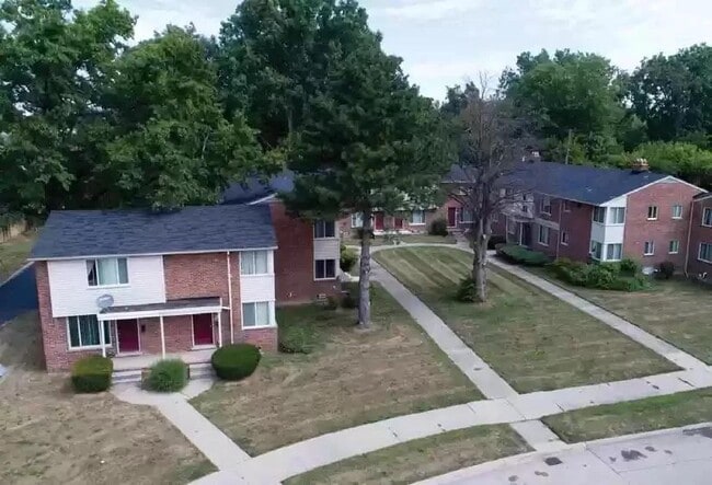 Building Photo - 14293 Riverview St