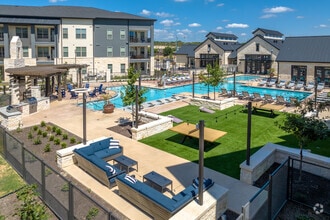 Building Photo - Caroline Longhorn Quarry