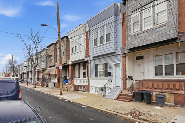 Building Photo - 1441 S Marston St