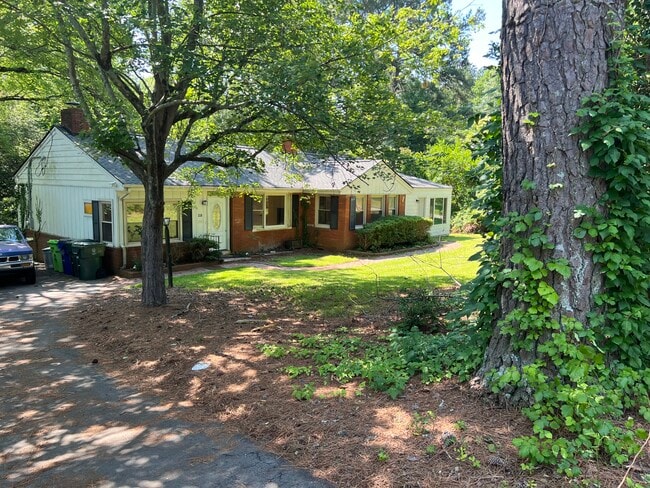 Building Photo - 119 Wilmot Dr