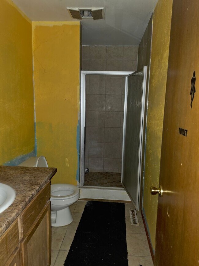 Foto del edificio - Beautiful 2-Bedroom Duplex Available!