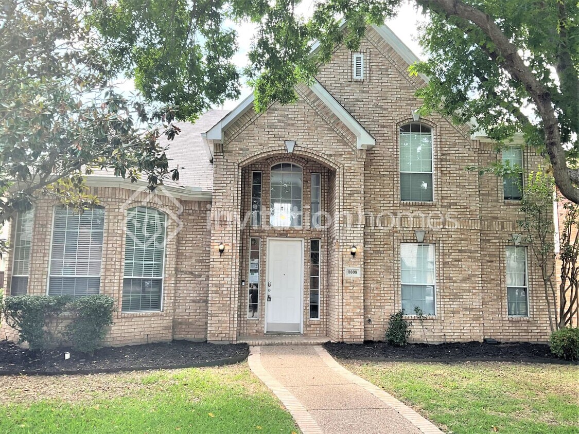 6555 Harbor Town Dr