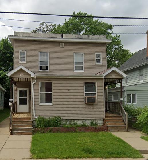 Foto principal - 126 Dawes Ave