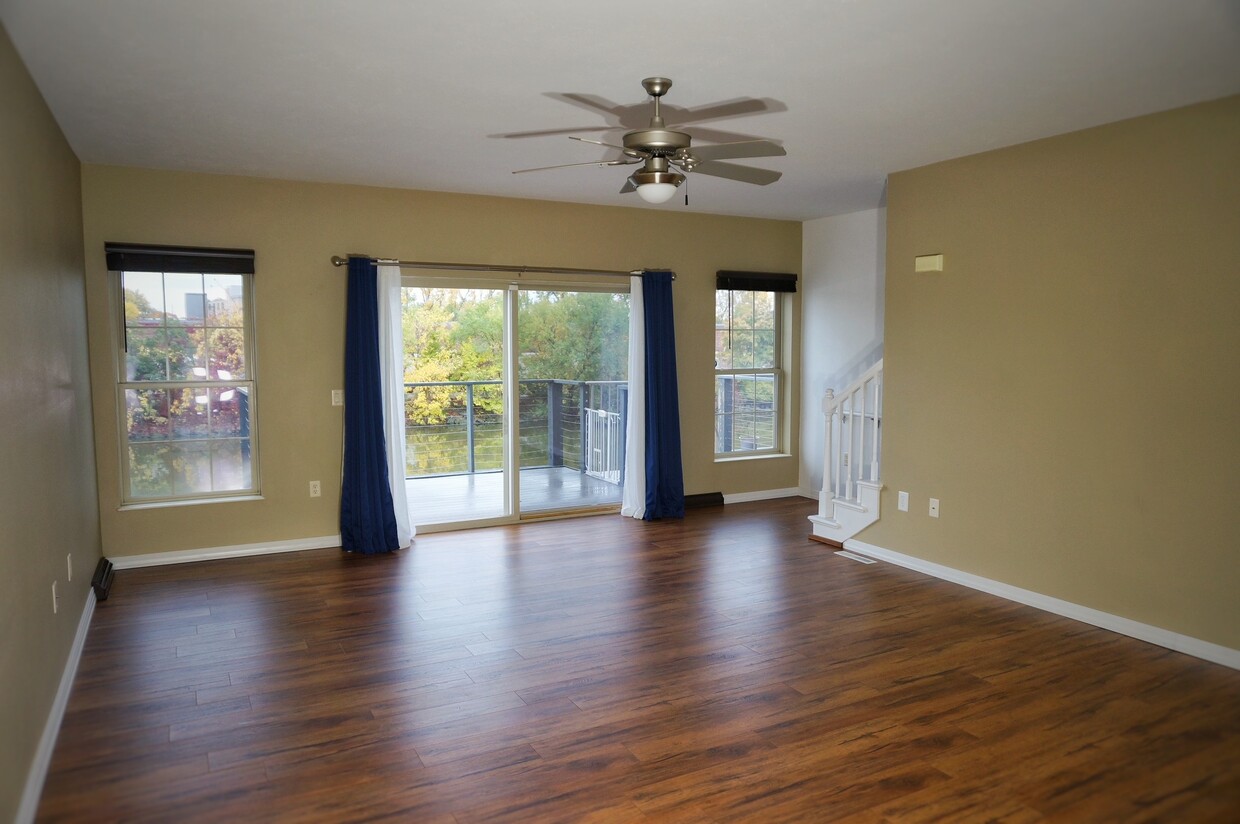 Primary Photo - 159 Marina Pl
