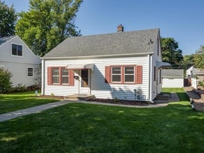 Building Photo - 1149 Smith Ave S
